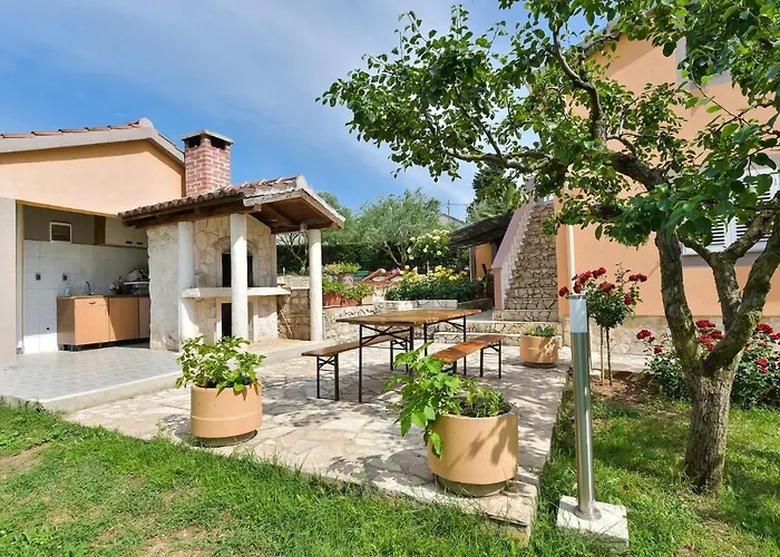 Apartmán Family-friendly With Swimming Pool Sveti Filip I Jakov, Biograd - 17192
