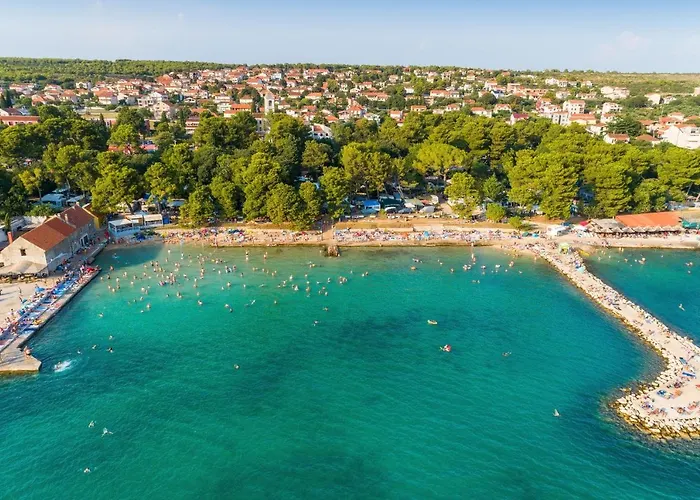 Family-friendly With Swimming Pool Sveti Filip I Jakov, Biograd - 17192 Apartmán Sveti Filip i Jakov