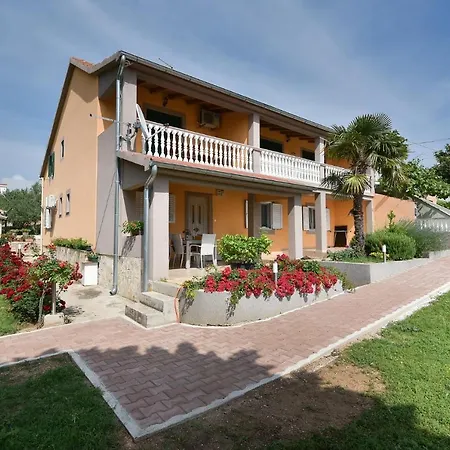 Family-friendly With Swimming Pool Sveti Filip I Jakov, Biograd - 17192 * Sveti Filip i Jakov