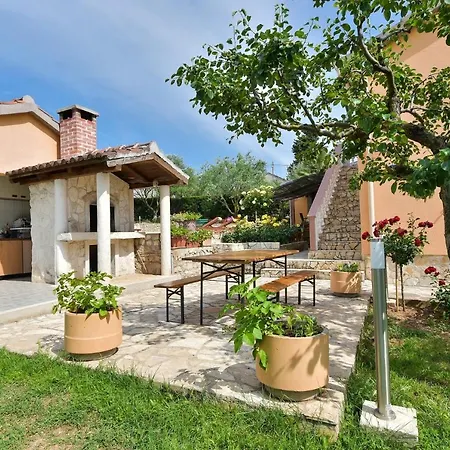 Lejlighed Family-friendly With Swimming Pool Sveti Filip I Jakov, Biograd - 17192