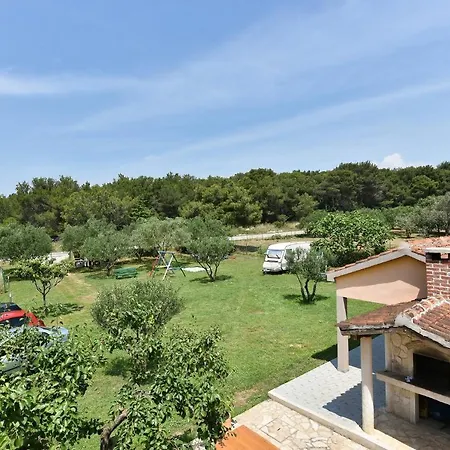 Family-friendly With Swimming Pool Sveti Filip I Jakov, Biograd - 17192 Sveti Filip i Jakov