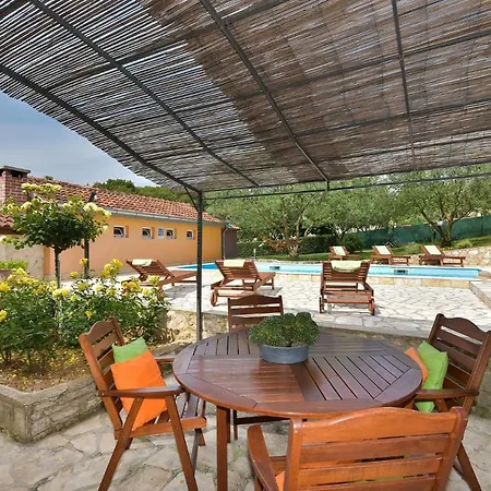 Lejlighed Family-friendly With Swimming Pool Sveti Filip I Jakov, Biograd - 17192 *